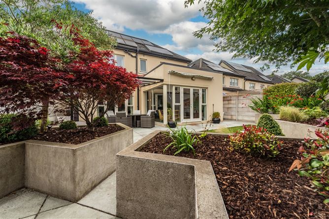 https://photos-a.propertyimages.ie/media/5/3/0/4941035/63ae851b-7151-4759-b5b1-fa40ef78fc2a_l.jpg