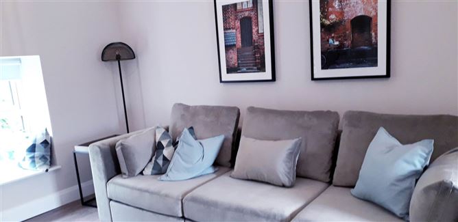 Treetops, Apartment 1, 76 Main Street, Gorey, County Wexford