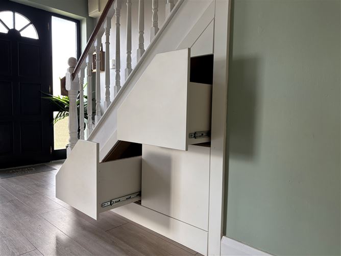 5 Village Gate, Ballycanew, Gorey, Wexford