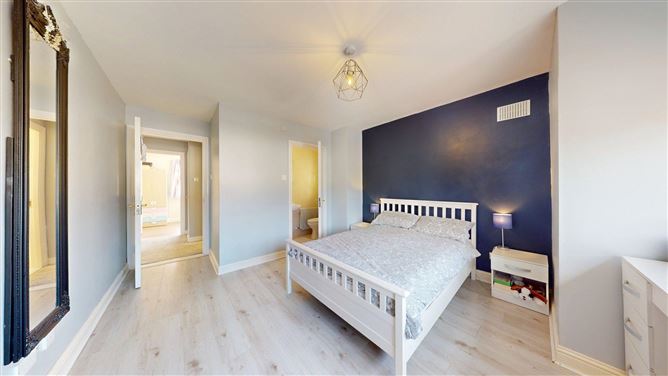 5 Village Gate, Ballycanew, Gorey, Wexford