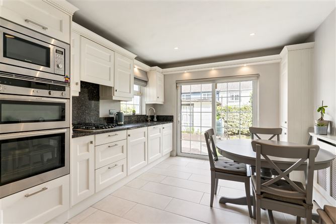 Photo 8 of 15 — 107 Mountain View Drive, Rathfarnham, Dublin 14