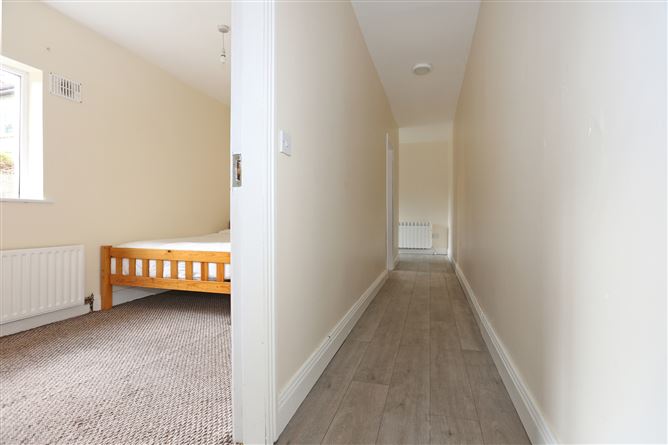 Photo 18 of 39 — 23 Dooneen Road, Woodview Park, Limerick