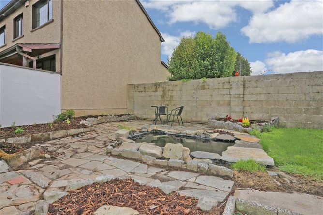 Photo 38 of 39 — 23 Dooneen Road, Woodview Park, Limerick