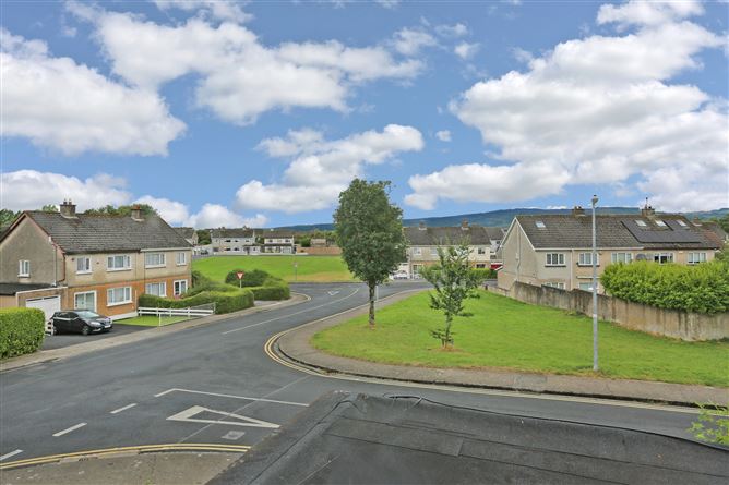 Photo 35 of 39 — 23 Dooneen Road, Woodview Park, Limerick