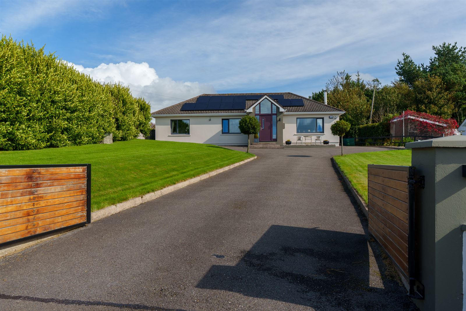 Photo 1 of 29 — Gougane Lodge, Killanully, Ballygarvan, Cork
