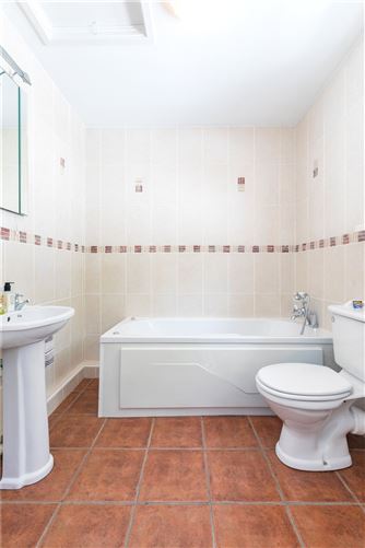 37 Oak Apple Green, Rathgar, Dublin 6