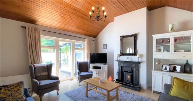 37 Oak Apple Green, Rathgar, Dublin 6