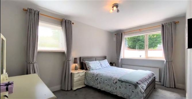 37 Oak Apple Green, Rathgar, Dublin 6