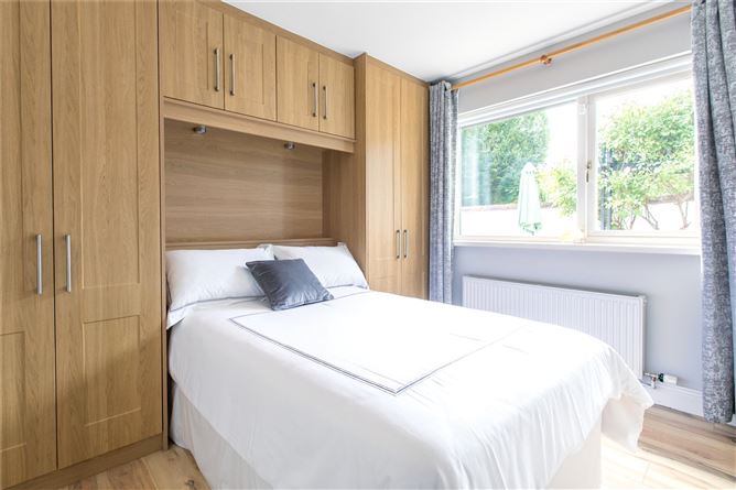 37 Oak Apple Green, Rathgar, Dublin 6