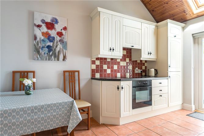 37 Oak Apple Green, Rathgar, Dublin 6