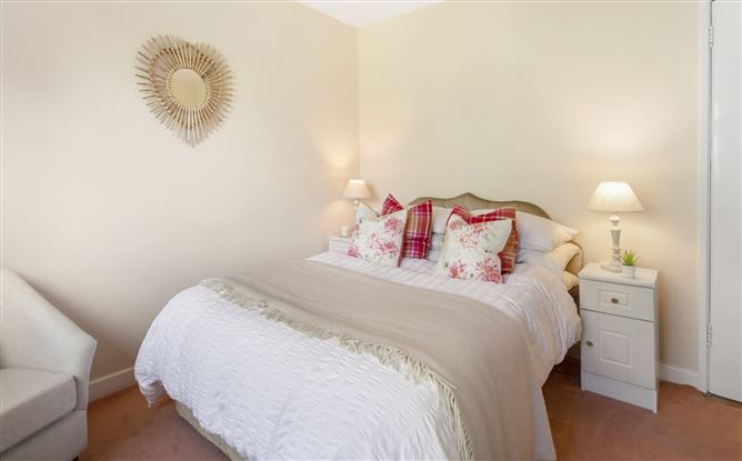 6 Anne Devlin Avenue, Rathfarnham, Dublin 14