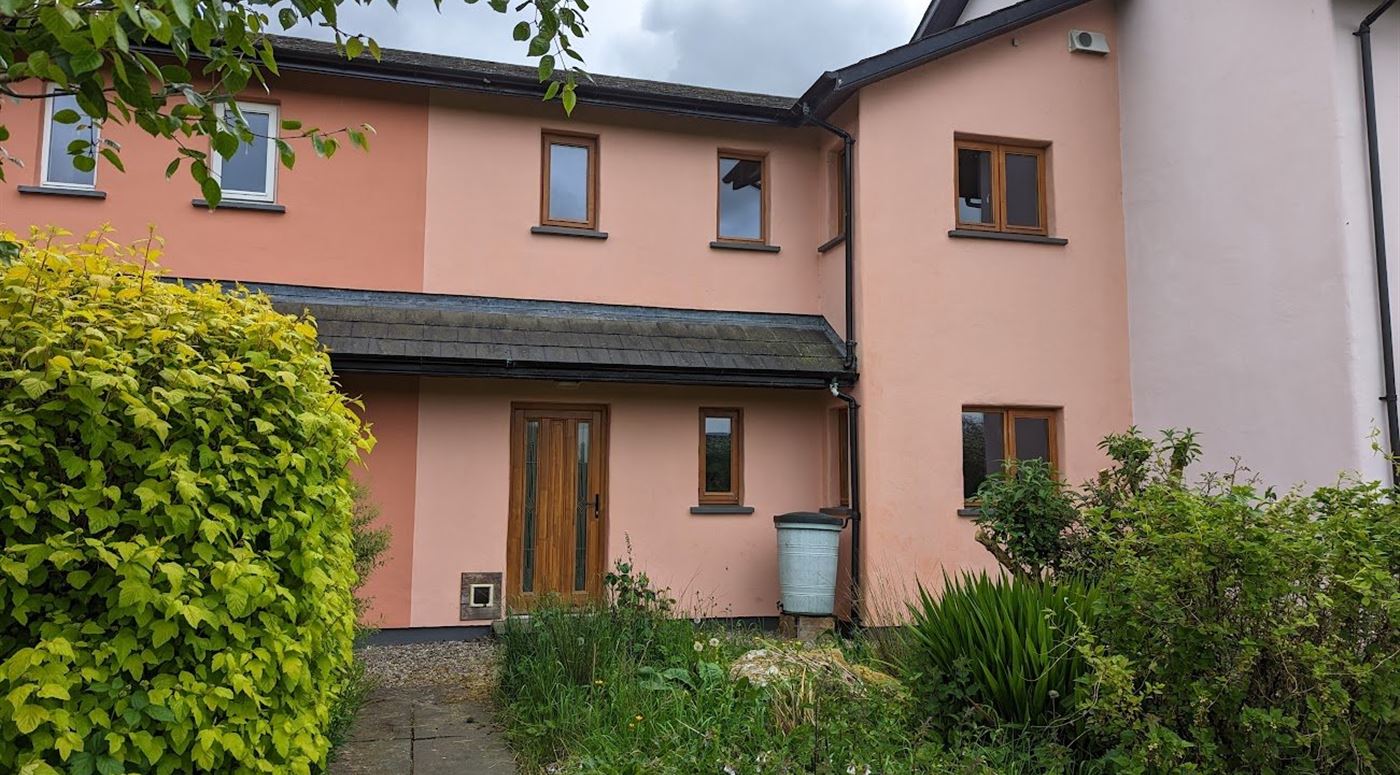 6 Fearann Geal, Cloughjordan, Co. Tipperary