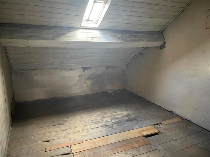 81 O'Connell Street, Dungarvan, Waterford