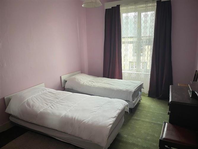 81 O'Connell Street, Dungarvan, Waterford