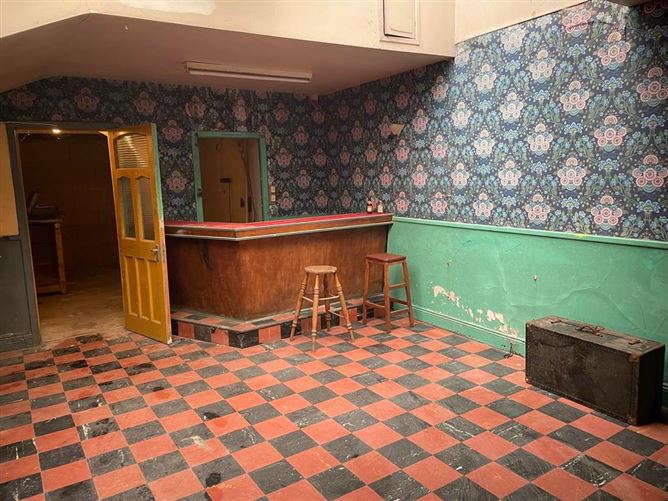 81 O'Connell Street, Dungarvan, Waterford