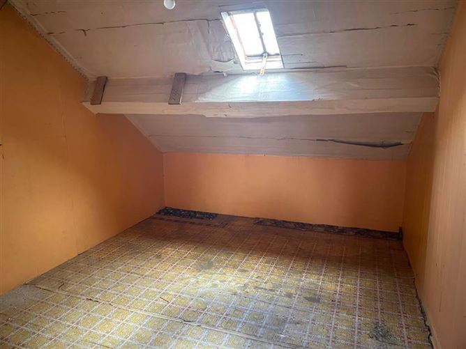 81 O'Connell Street, Dungarvan, Waterford