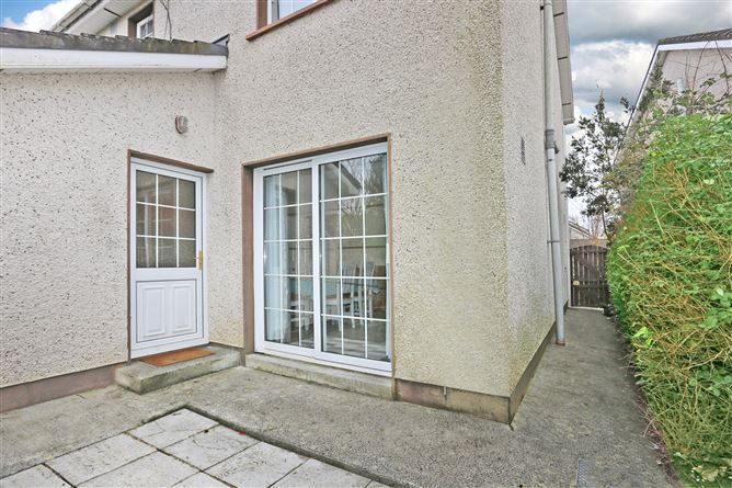 16 Carraig Donn, Ballycasey, Shannon, Co. Clare