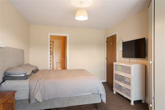 56 Boden Heath, Rathfarnham,   Dublin 16