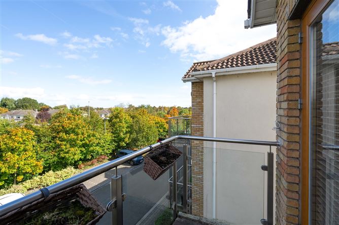 56 Boden Heath, Rathfarnham,   Dublin 16