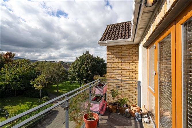 56 Boden Heath, Rathfarnham,   Dublin 16