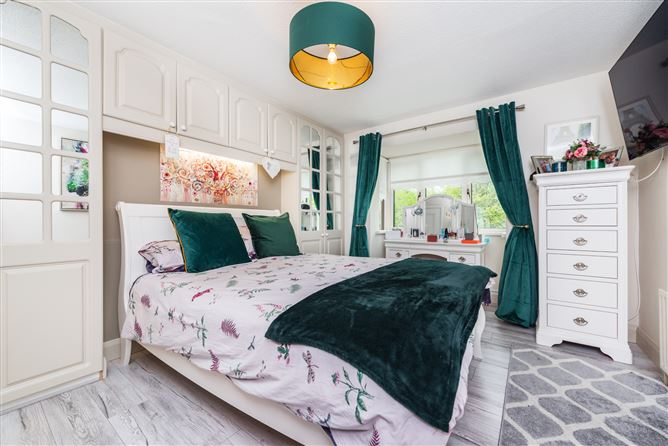 5 The Crescent, College Wood Park, Clane, Co. Kildare