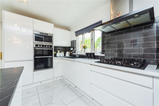 5 The Crescent, College Wood Park, Clane, Co. Kildare