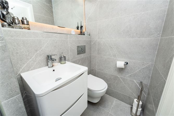 5 The Crescent, College Wood Park, Clane, Co. Kildare