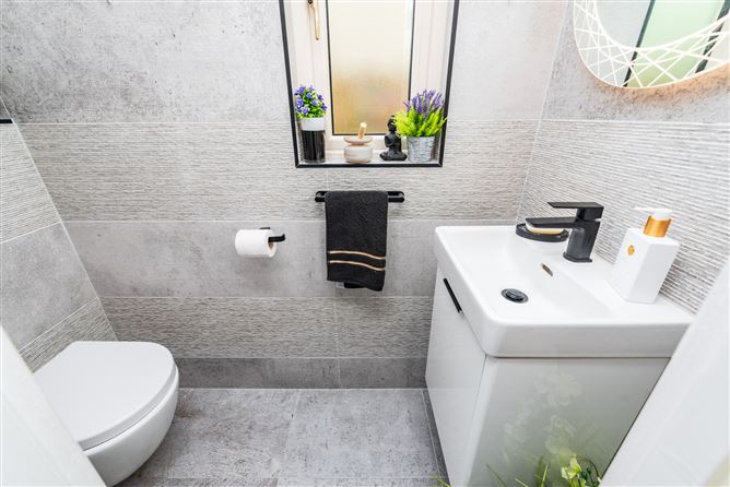 5 The Crescent, College Wood Park, Clane, Co. Kildare