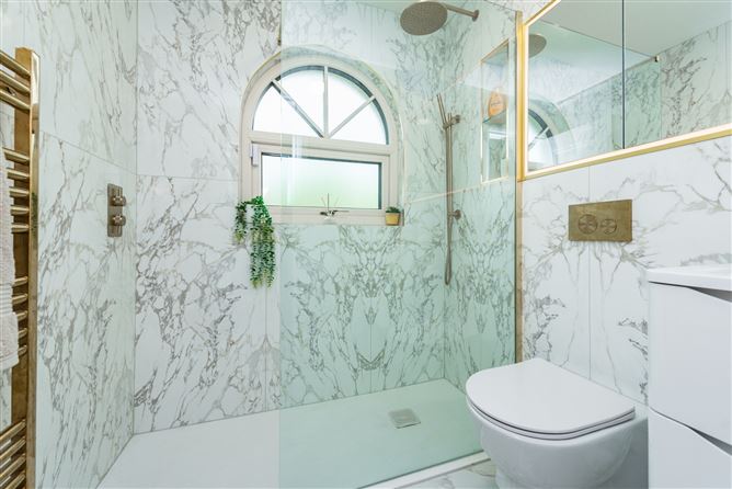 5 The Crescent, College Wood Park, Clane, Co. Kildare