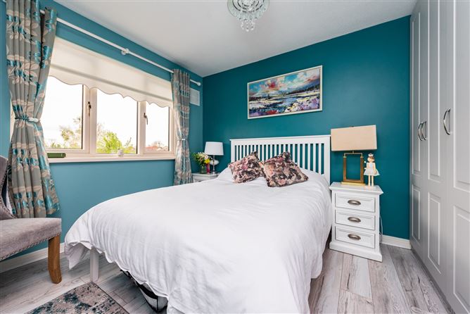 5 The Crescent, College Wood Park, Clane, Co. Kildare