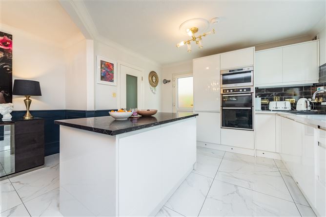 5 The Crescent, College Wood Park, Clane, Co. Kildare