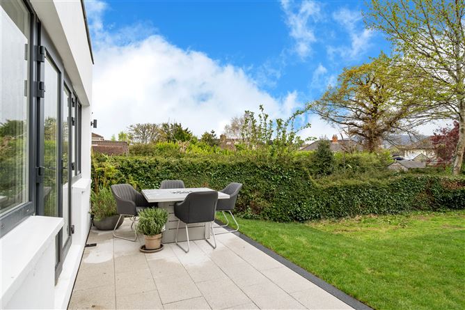 14 South Avenue, Mount Merrion, Dublin