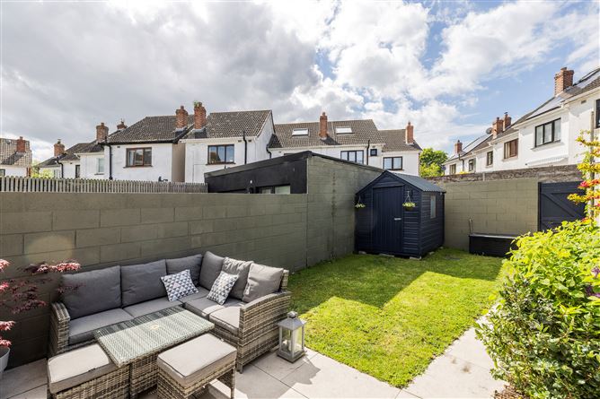 https://photos-a.propertyimages.ie/media/5/3/1/4999135/79933ef6-01ee-4bdd-a28f-47bb2192d22f_l.jpg