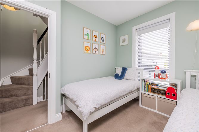 https://photos-a.propertyimages.ie/media/5/3/1/4999135/79933ef6-01ee-4bdd-a28f-47bb2192d22f_l.jpg