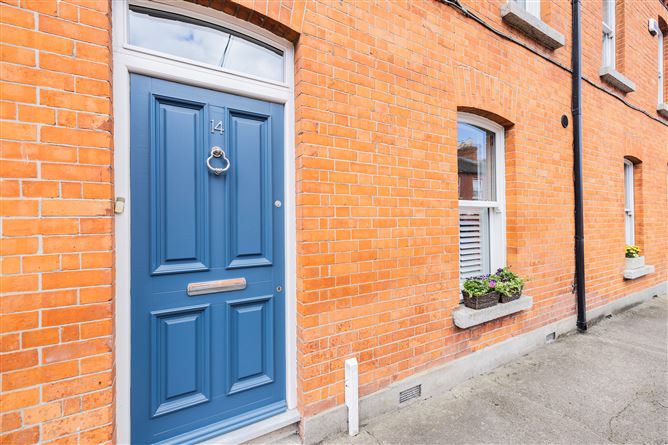 https://photos-a.propertyimages.ie/media/5/3/1/4999135/79933ef6-01ee-4bdd-a28f-47bb2192d22f_l.jpg