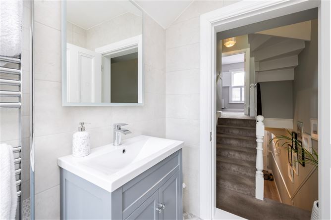 https://photos-a.propertyimages.ie/media/5/3/1/4999135/79933ef6-01ee-4bdd-a28f-47bb2192d22f_l.jpg