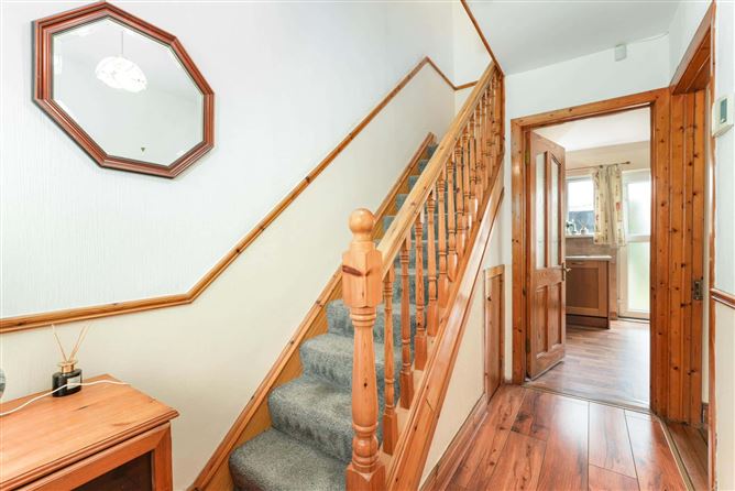 12 Rathlawns, Rathcoole, Co. Dublin