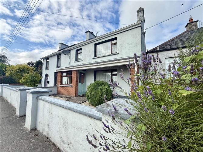Photo 8 of 29 — Upper Main Street, Ballyhaunis, County Mayo