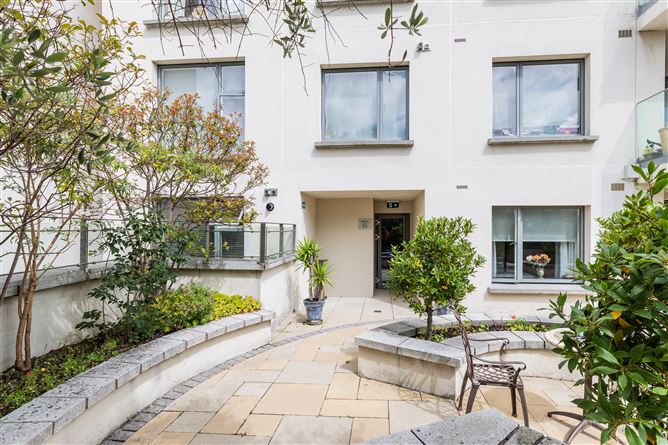 Photo 6 of 40 — Apartment 1, Southpoint, 60 Main Street, Bray, Co. Wicklow