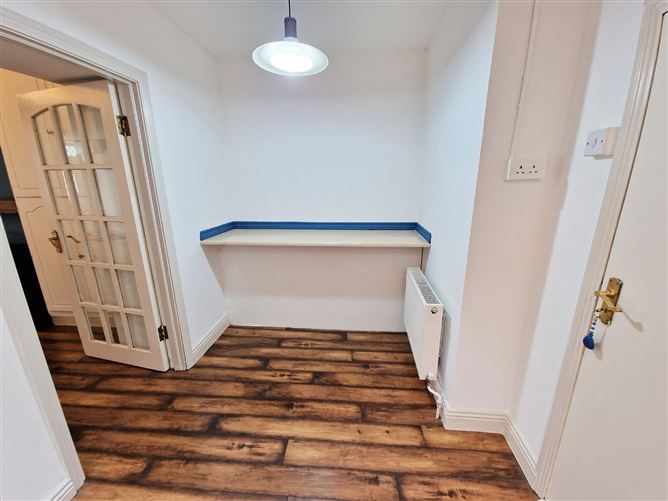 2 Vandeleur Street, Kilrush, Co. Clare