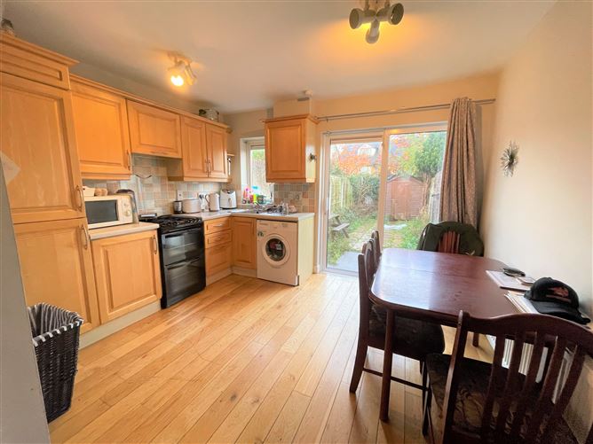 5 Broadfield View, Rathcoole, County Dublin