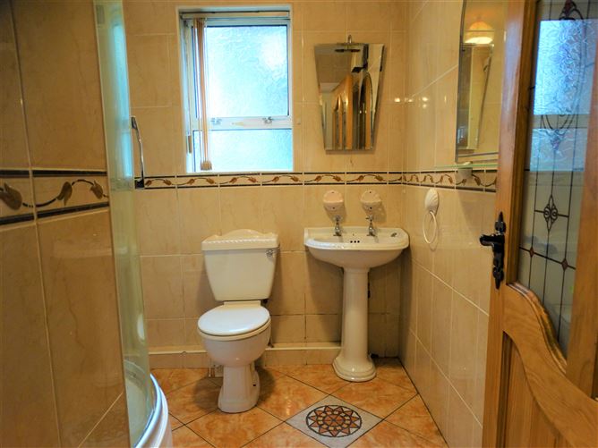 Apt. 2, 36/37 Rehoboth Court, Rehoboth Place, South Circular Road, Dublin 8