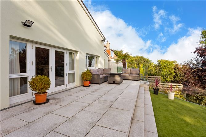 Carroll House, Brennanstown Road, Cabinteely, Dublin 18