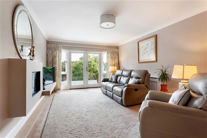 Carroll House, Brennanstown Road, Cabinteely, Dublin 18