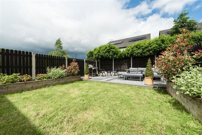 7 Oak Park Place, Oak Park, Naas, Co. Kildare. 