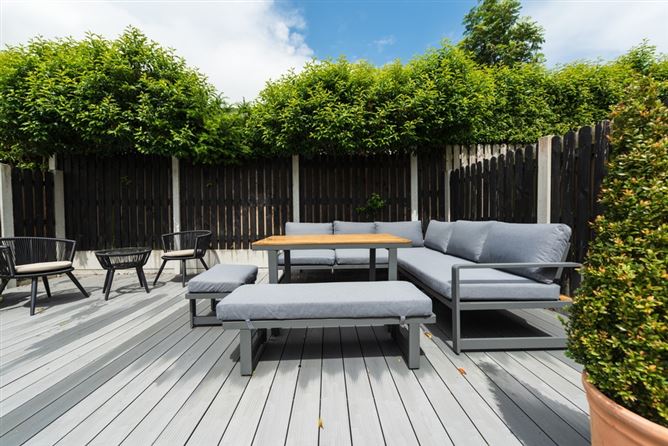 7 Oak Park Place, Oak Park, Naas, Co. Kildare. 
