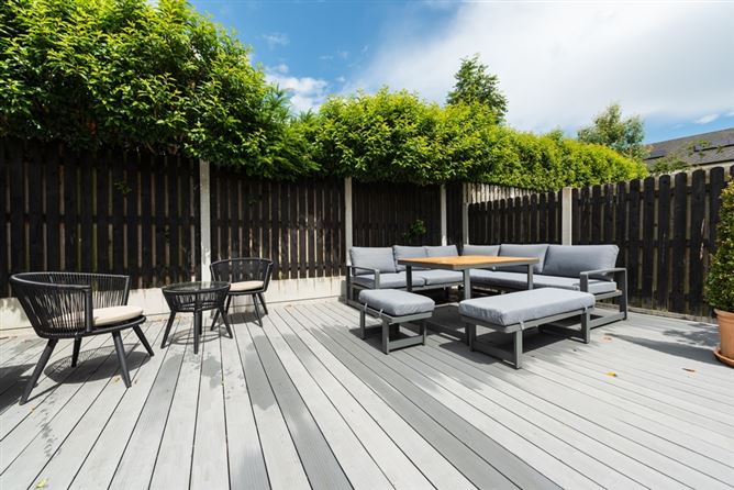 7 Oak Park Place, Oak Park, Naas, Co. Kildare. 