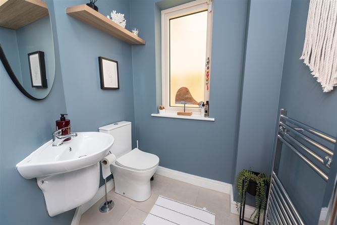 7 Oak Park Place, Oak Park, Naas, Co. Kildare. 