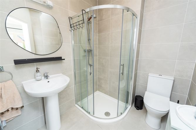7 Oak Park Place, Oak Park, Naas, Co. Kildare. 
