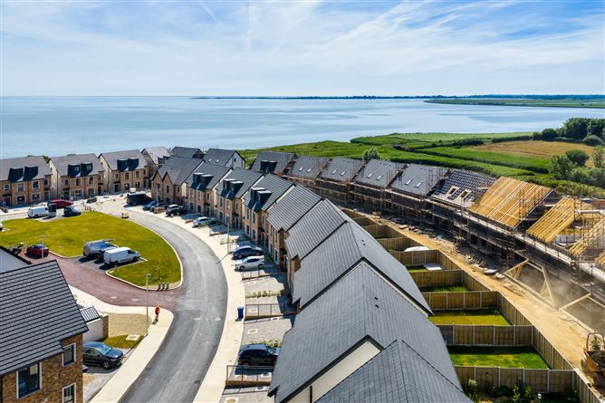 https://photos-a.propertyimages.ie/media/5/3/2/4946235/fe387aa3-ec14-476f-a72d-0bb7f0af74f7_l.jpg